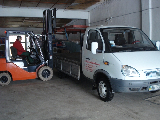 Доставка металлочерепицы