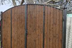 Ворота з профнастилу під дерево