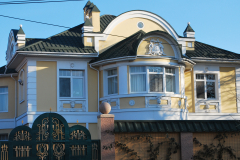 Миколаїв, дах із металочерепиці