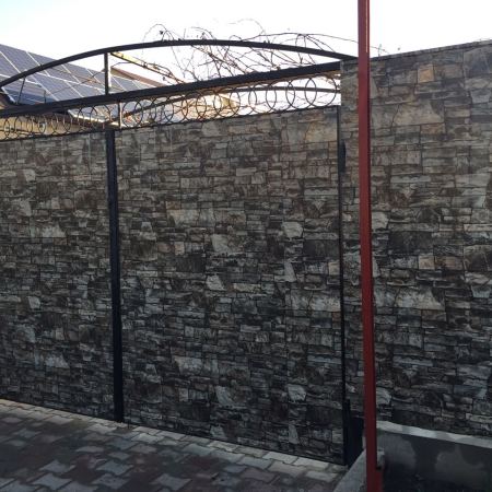 Забор Т-8, Дикий камень, Крыжановка