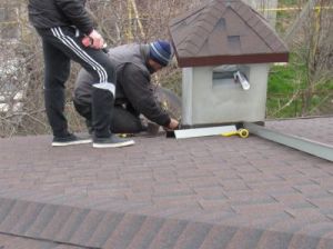 Работы по монтажу битумной - гибкой черепицы