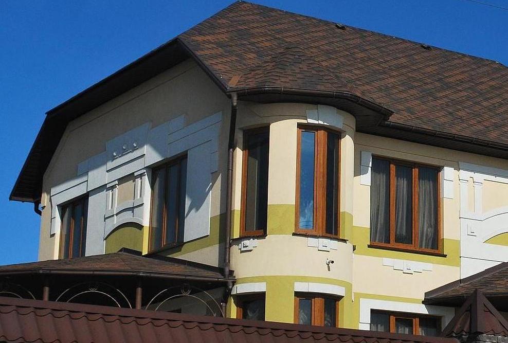 Бітумна черепиця на даху