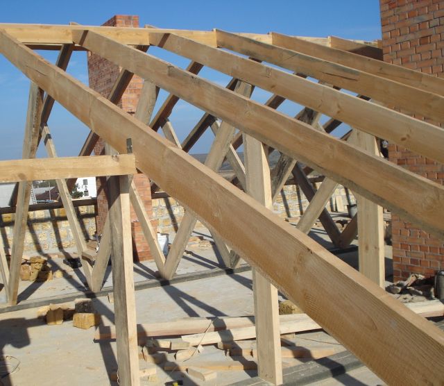 Монтаж стропил