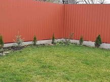 Забор из профнастила с основой светло коричневый